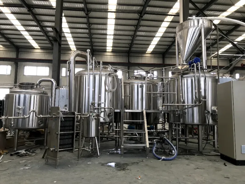 Commercial beer brewing equipment with stainless steel brewhouse and controller for craft beer brewing in a brewery