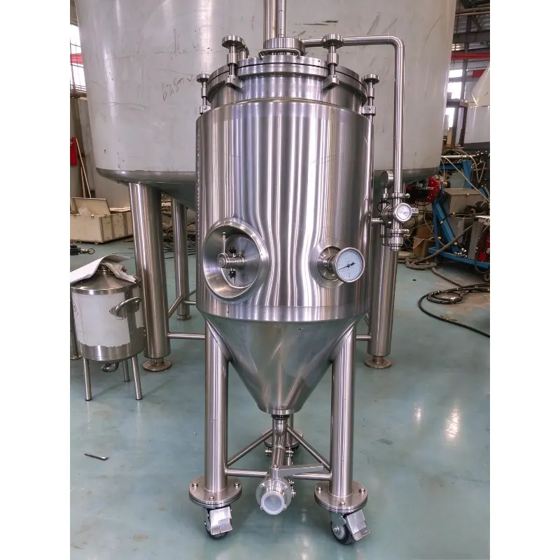 Stainless steel yeast propagation tank for brewery yeast cultivation